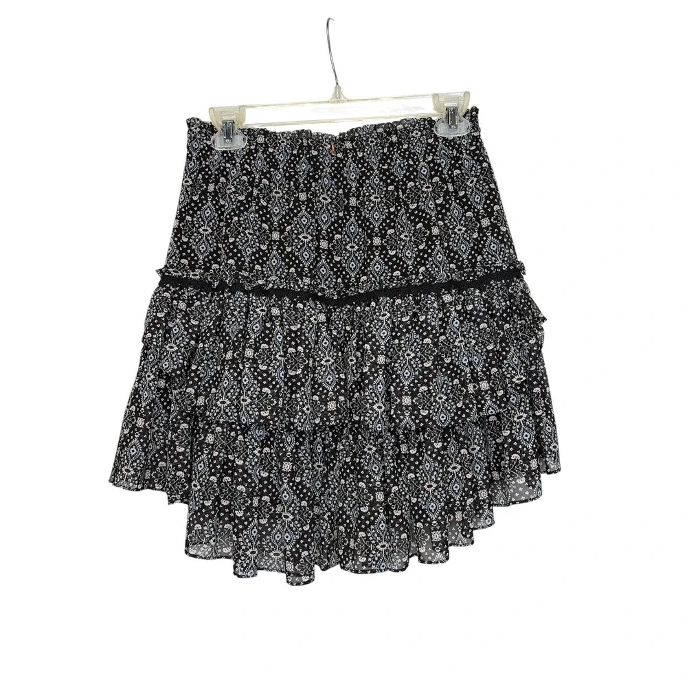 MISA Los Angeles Women Black Floral Medallion Tiered Ruffle‎ Mini Skirt Size M